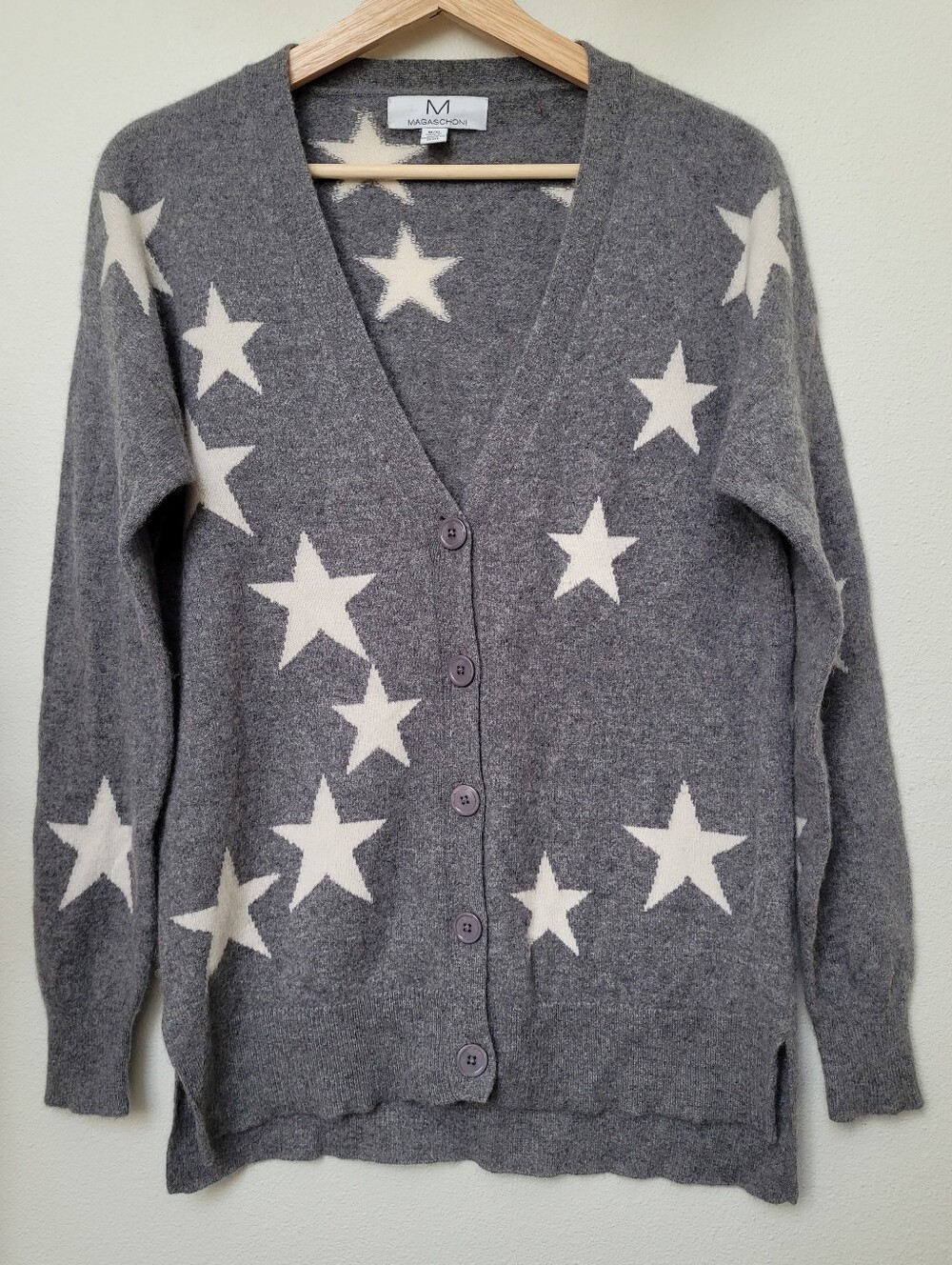 Magaschoni 100% Cashmere Star V-neck Cardigan In Cement Heather Frost White